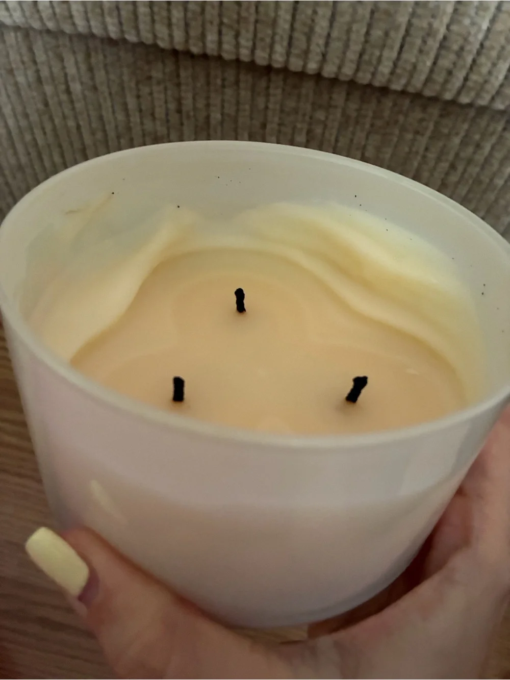 White Barn Pumpkin Vanilla Scented Candle - Picture 3 of 4